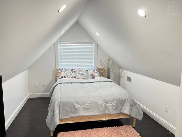 Bedroom 3 — Resort style house with pool - 5min from bethel, Wallkill, New York