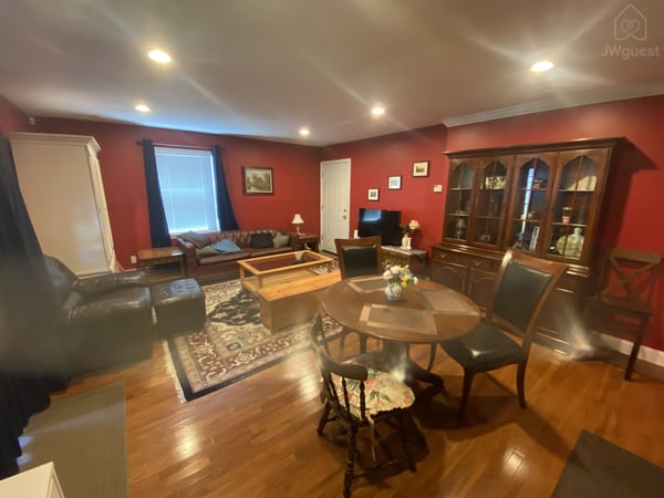 Private Apartment in Central Long Island in Smithtown NY USA, Smithtown, New York — photo 5