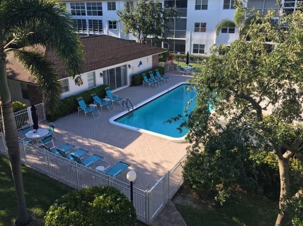 Pompano Beach bright condo, Lauderdale-by-the-Sea, Florida — photo 36