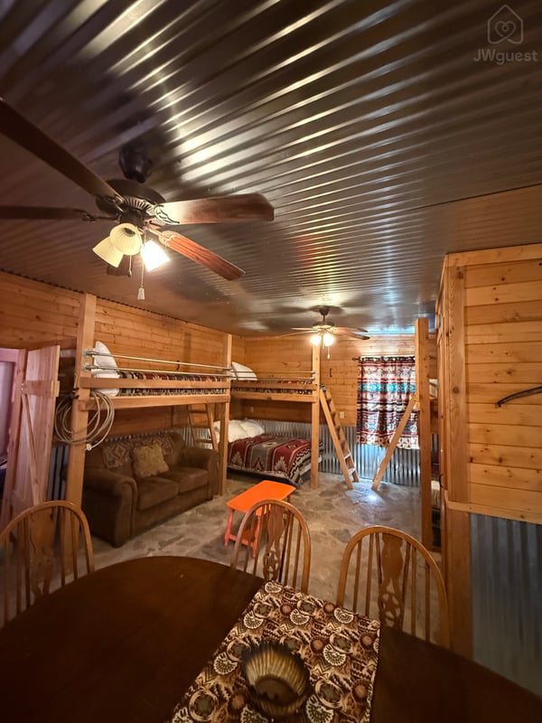 Heart Valley Cabin, Alpine, Texas — photo 21