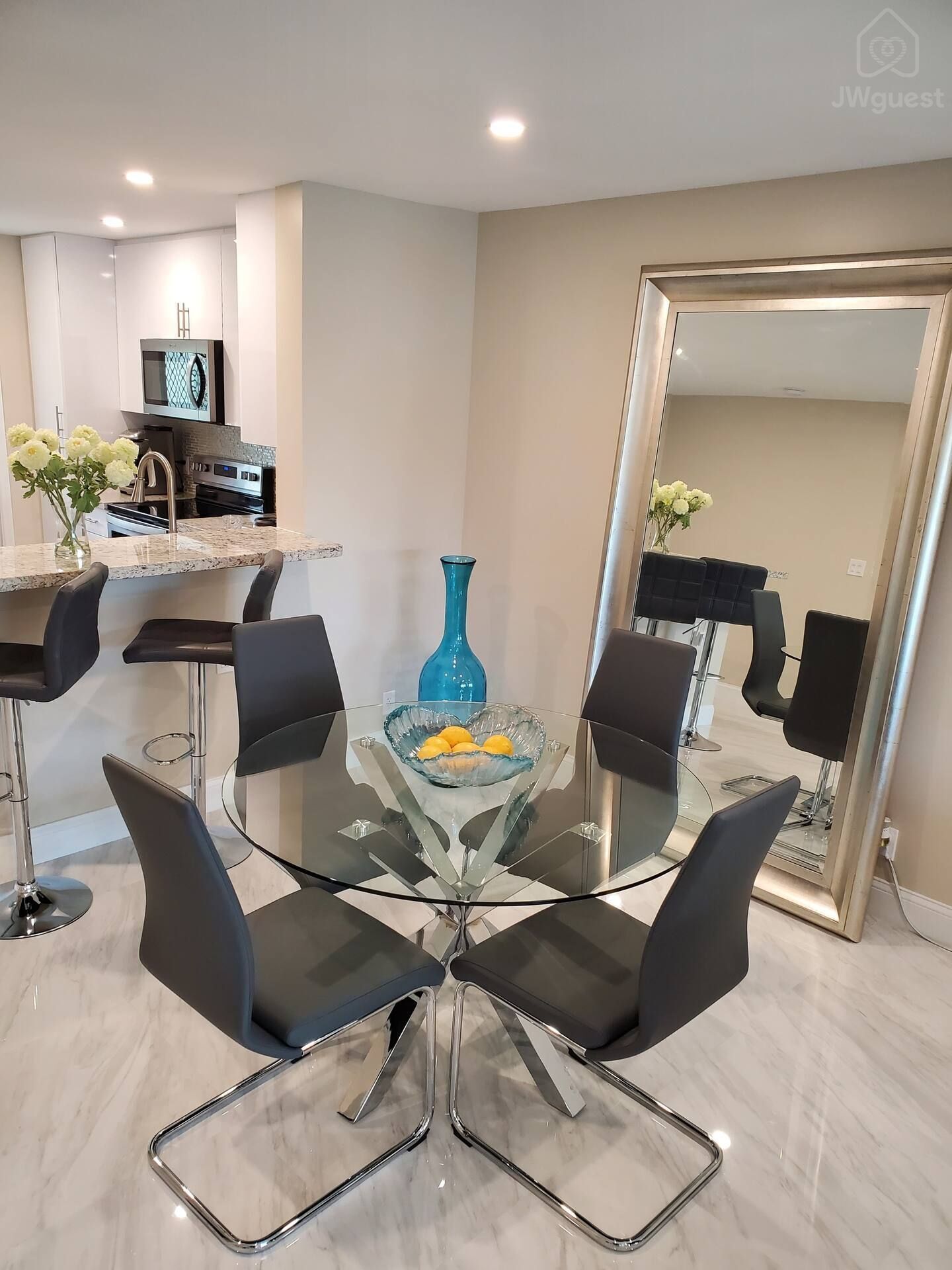 Pompano Beach bright condo, Lauderdale-by-the-Sea, Florida — photo 17