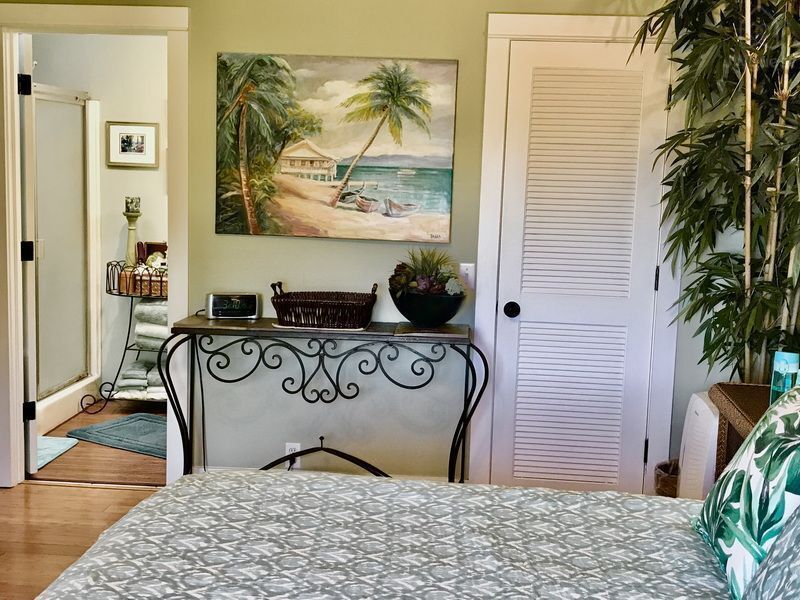 San Clemente Tropical Gateway, San Clemente, California — photo 7