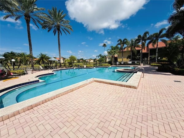 Royal Poinciana Luxury Condominium in Pompano Beach Florida, Pompano Beach, Florida — photo 2