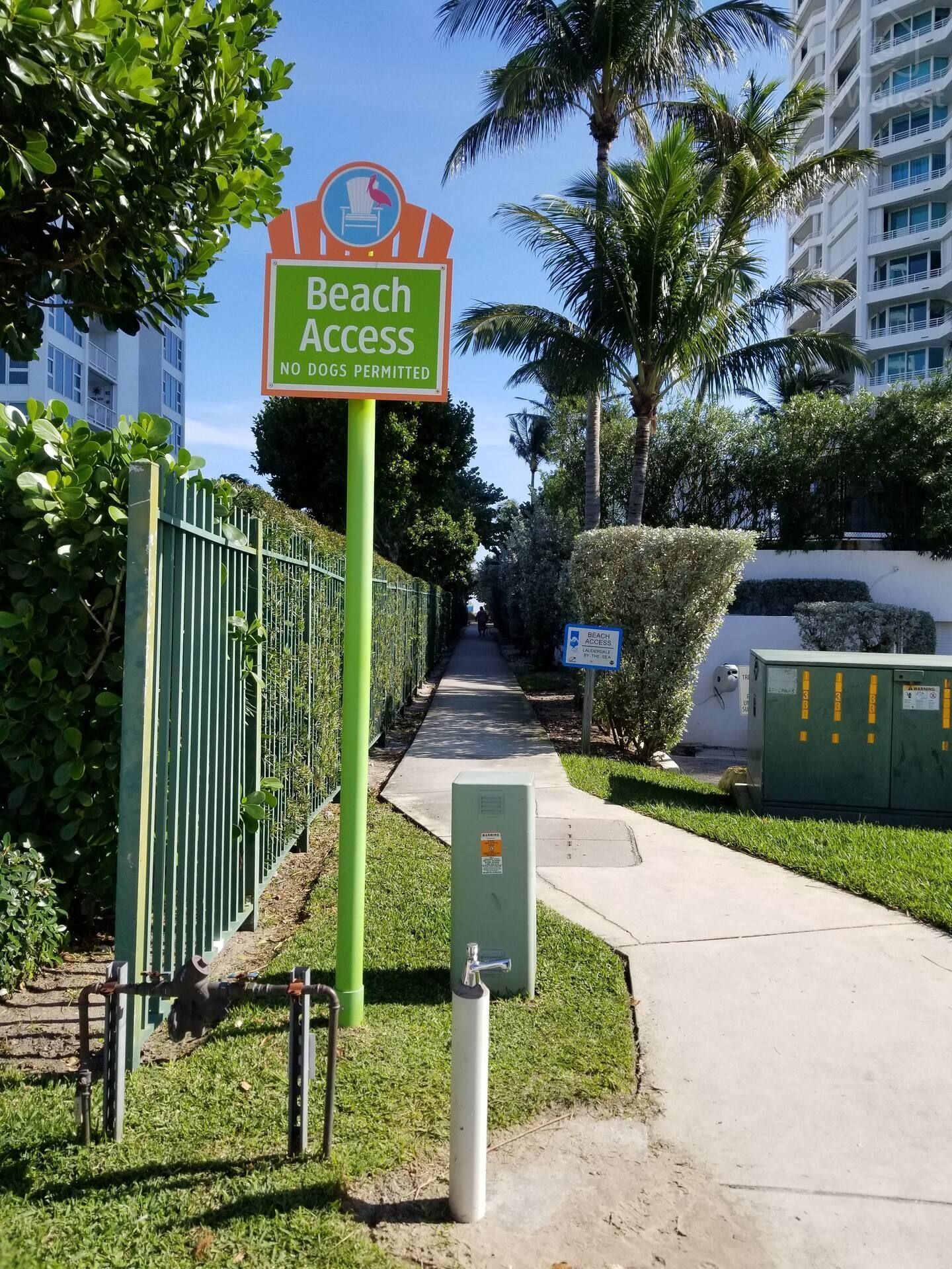 Pompano Beach bright condo, Lauderdale-by-the-Sea, Florida — photo 40