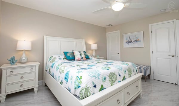 Pompano Beach bright condo, Lauderdale-by-the-Sea, Florida — photo 31
