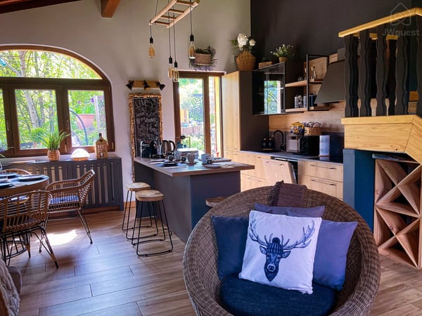 Casa immersa nel verde di un piccolo paesino di 300 abitanti, Marzio, Lombardia — photo 14