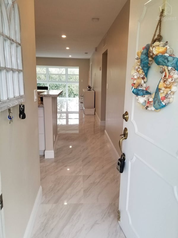 Pompano Beach bright condo, Lauderdale-by-the-Sea, Florida — photo 35