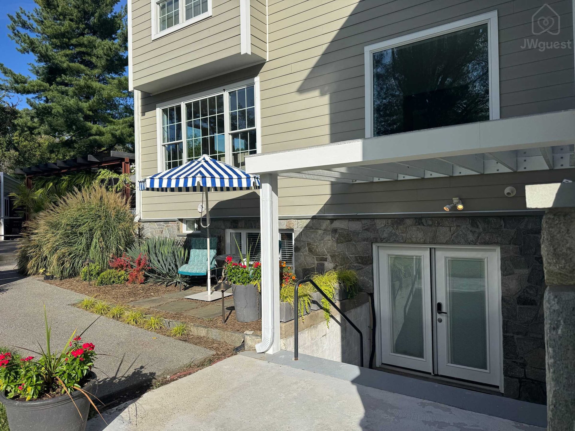 Cozy Basement Retreat with Private Entrance, Ashton-Sandy Spring, Maryland — photo 31