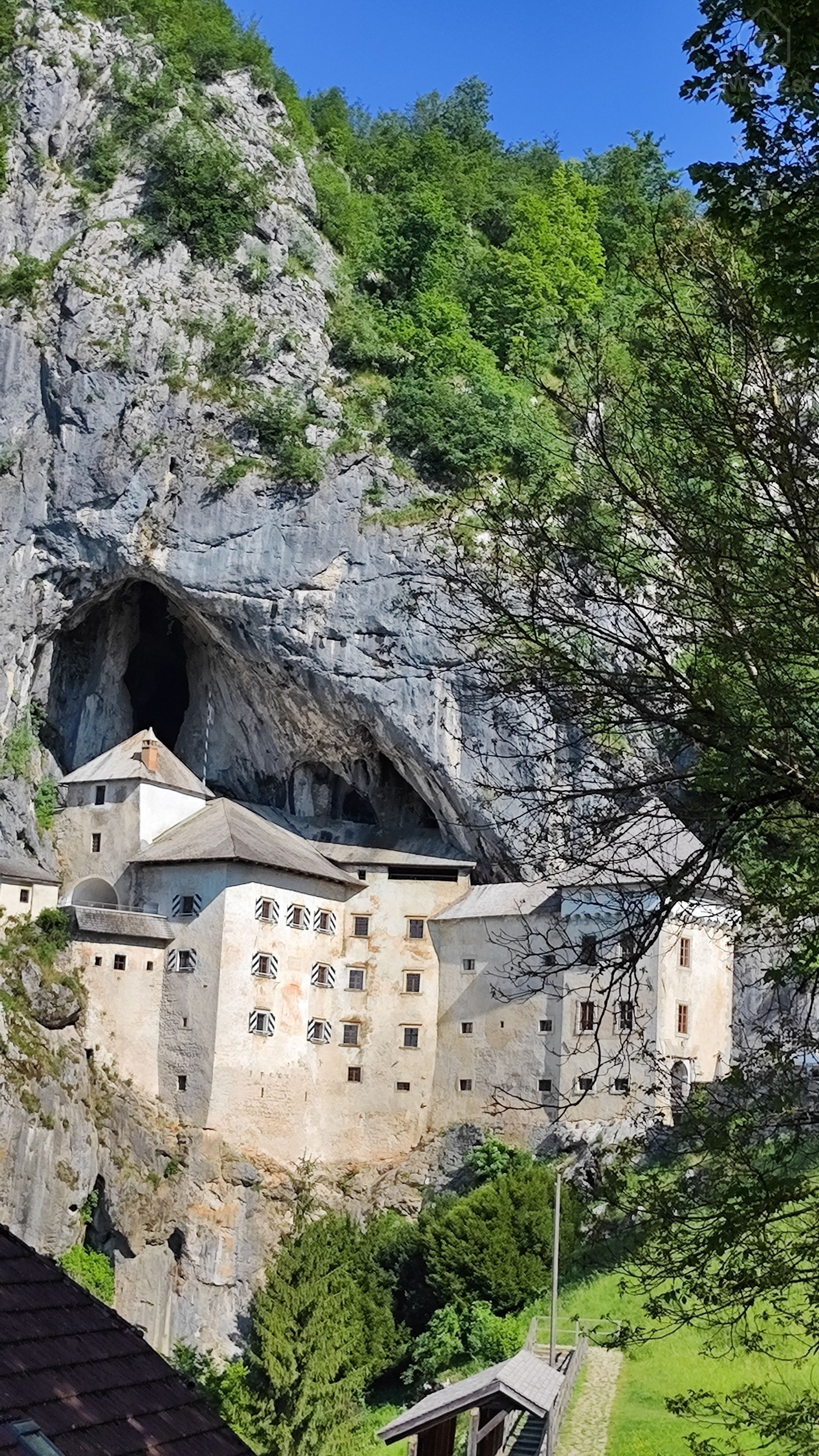 Predjama Castel — Nature Hiking Cycling - 2pax, Begunje na Gorenjskem, Radovljica