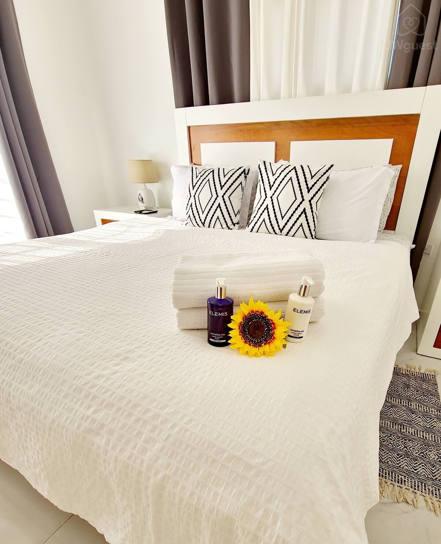 Comfortable and spacious King size bed — 3 Bedroom retreat balconies free parking air conditioned, Puerto Plata, Puerto Plata