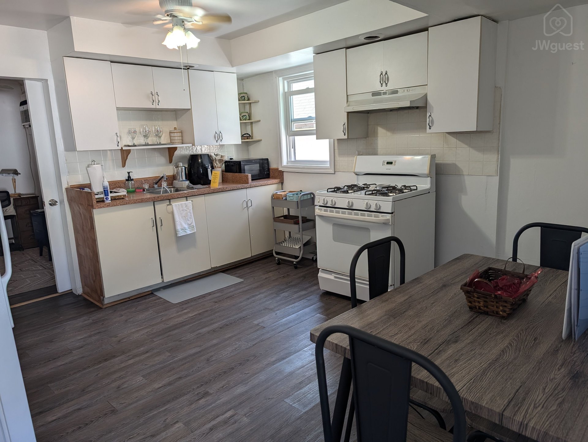 Cozy JW Apartment, Garfield, New Jersey — photo 18